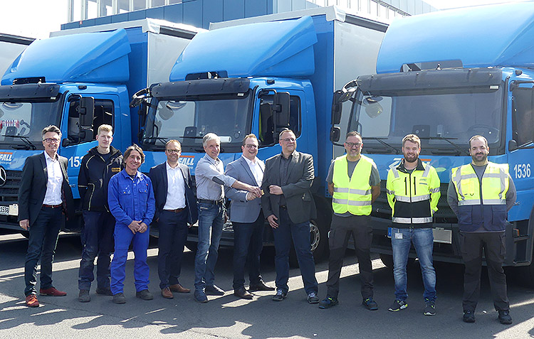 Neun Lkw-Aufbauten für Spedition Zufall