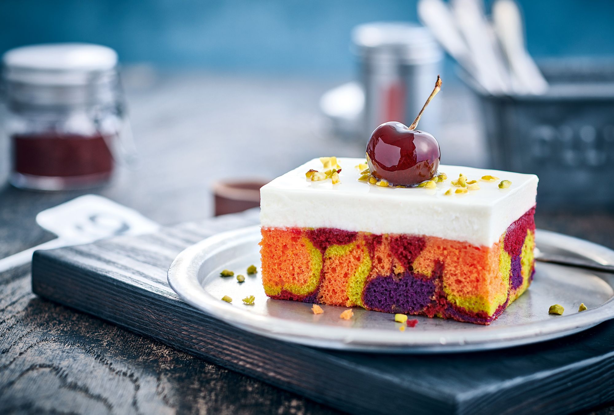 Rainbow Cake Backmischungen als Set und 1-kg-Beutel