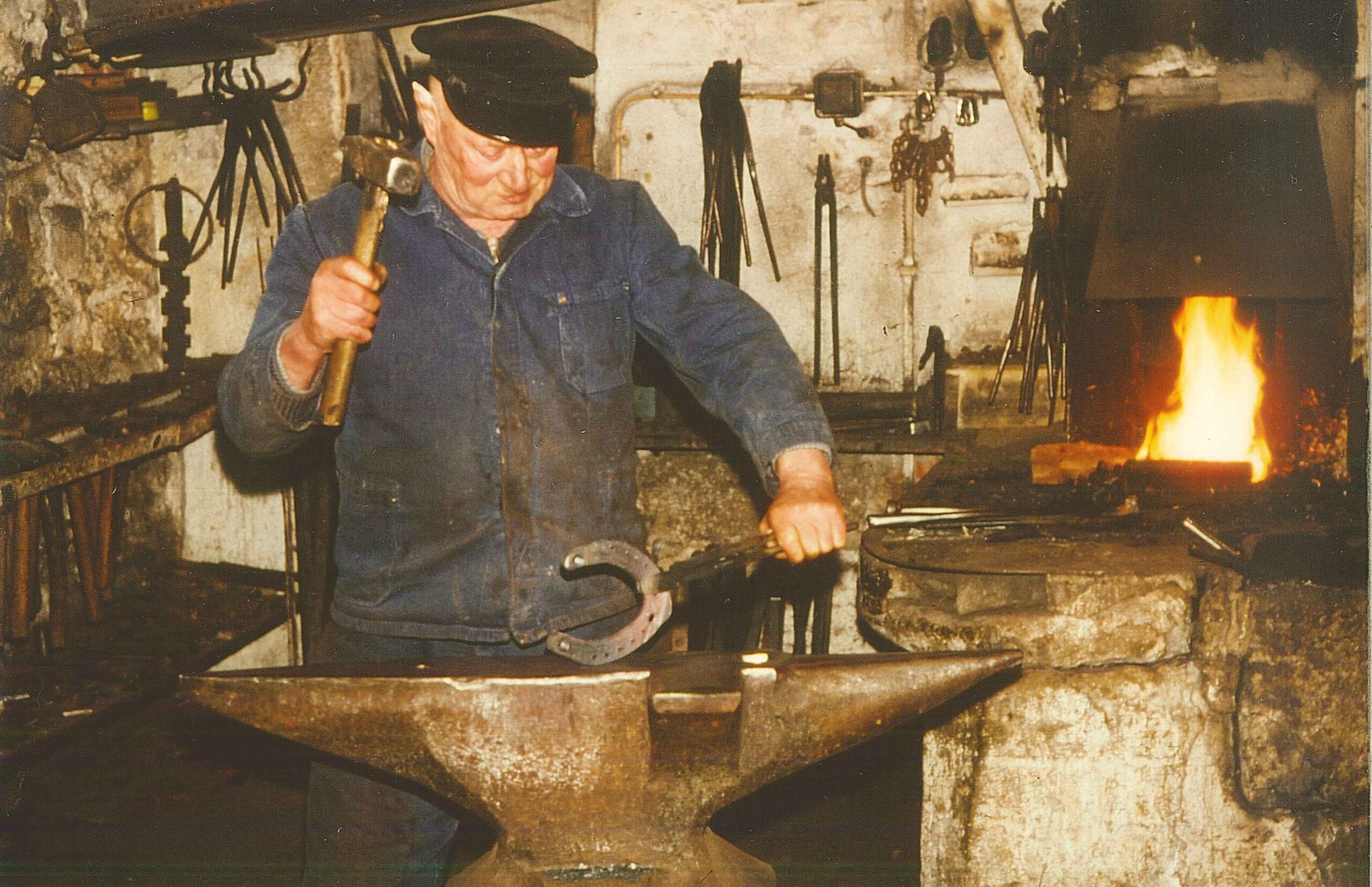 Historische Schmiede in Zottishofen
