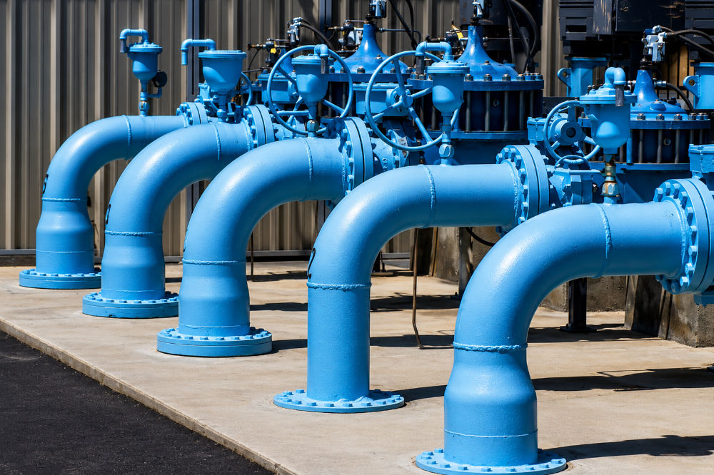 Umrichter für Unterwasser-Pumpe mit Synchronmotor