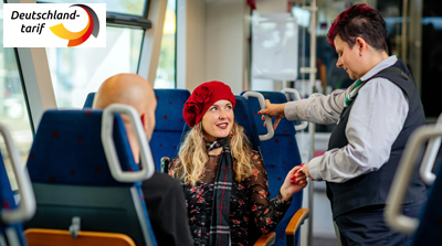 Fahrkartenkontrolle im Zug der Erfurter Bahn