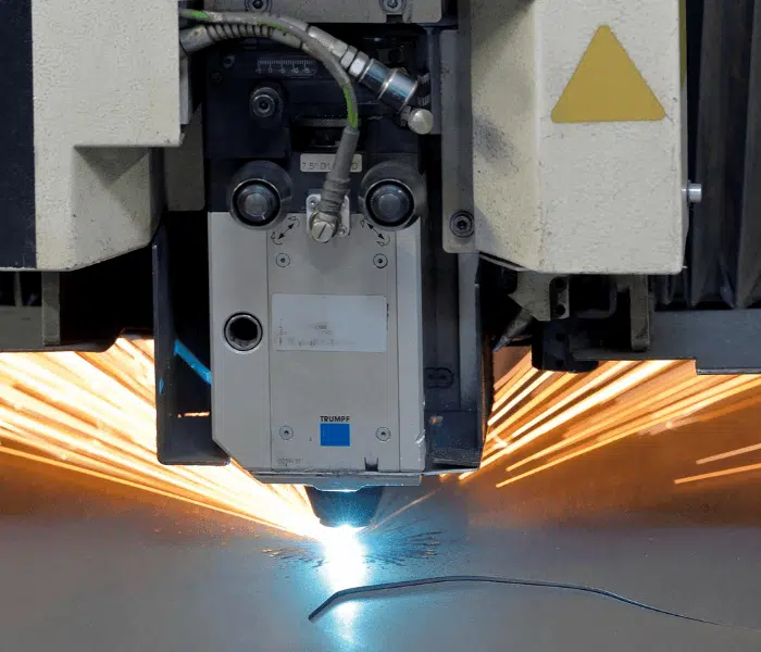 Laserstrahl beim Schneiden