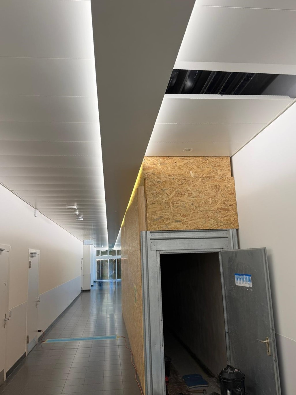 Restaurierte Leuchte mit LED-Loop