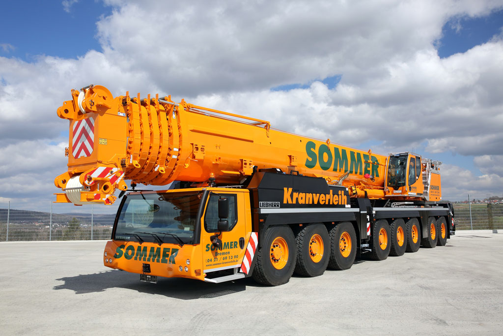 Mobilkran LTM 1450-8.1 (8-Achser)