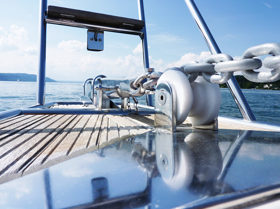 Edelstahl-Equipment für Boote