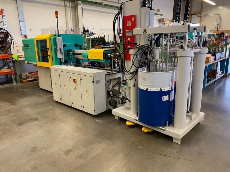 ARBURG 370S 700-290 LSR