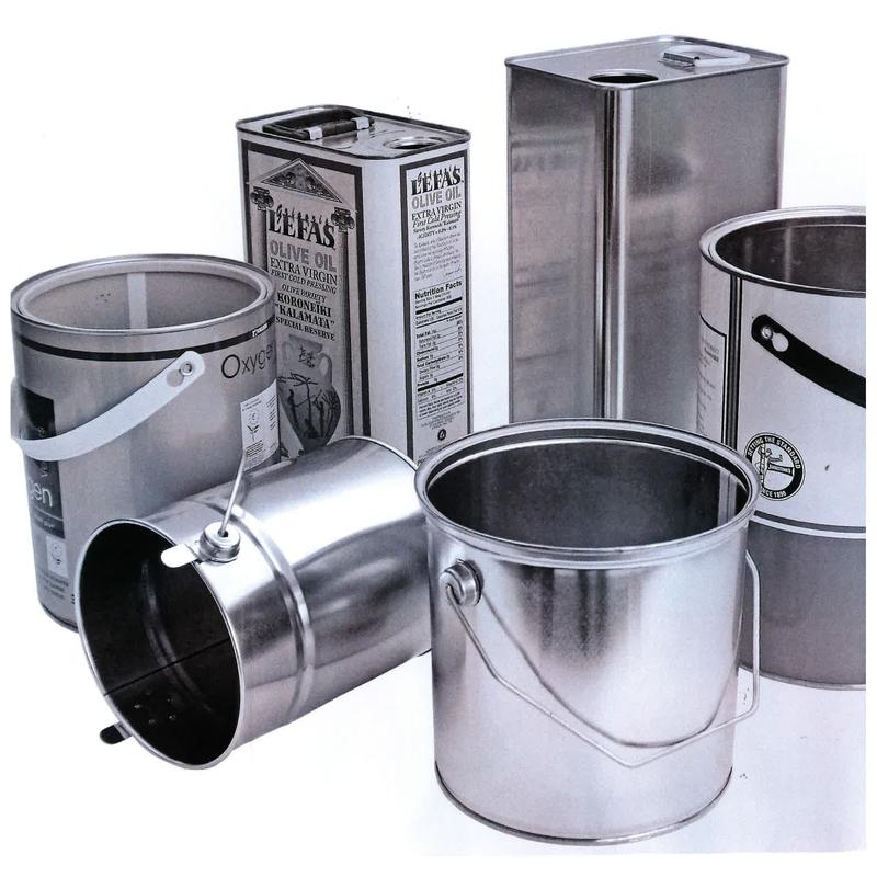Bucket with bail handle
