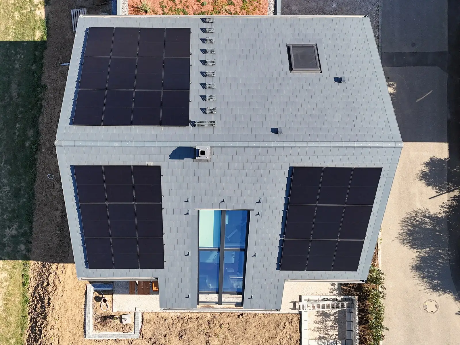 PV-Anlage mit 30 Modulen auf Wohnhaus