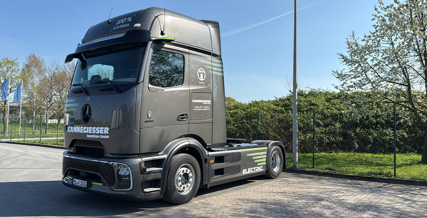Mercedes-Benz eActros 600 auf dem Betriebsgelände
