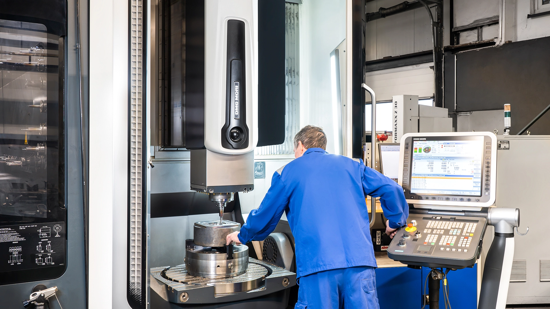 Individuelle Schmiedeteile aus der Warmpresswerk-Fertigung