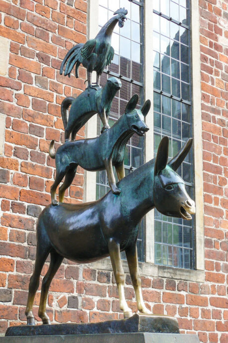 Bremer Wahrzeichen: Die Stadtmusikanten – Titan aus Bremen