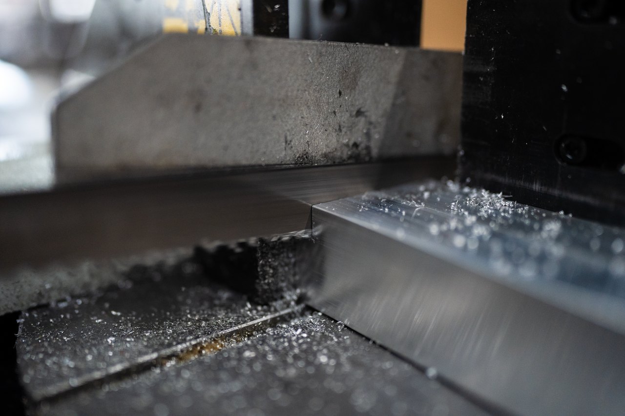 Sägezuschnitt Aluminiumprofil