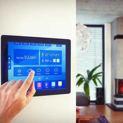 Intelligent roller shutter control in the smart home