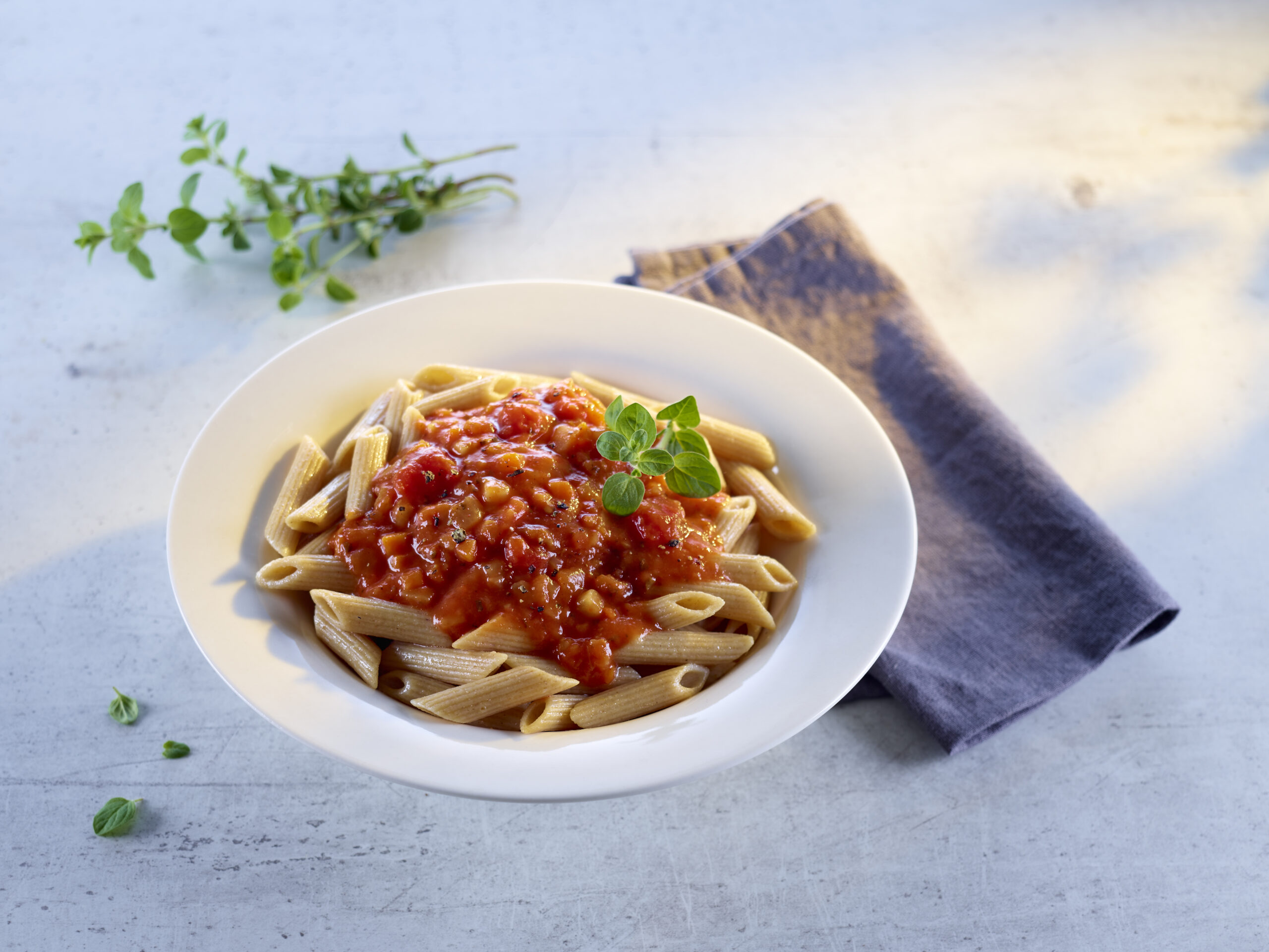 Gemüsebolognese mit Vollkornnudeln