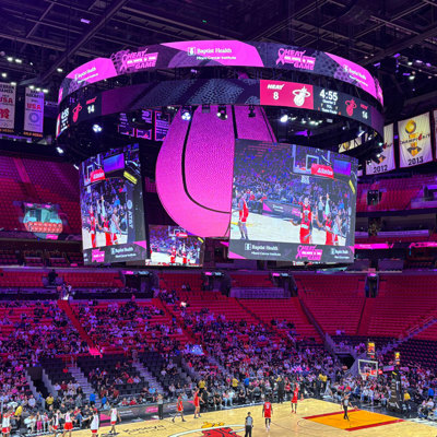 Centerhung LED video display of the Miami Heat