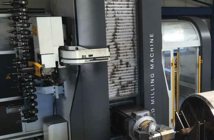 Großes CNC-Frästeil