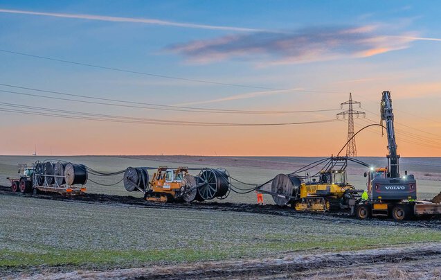 Energie + Telekom – Leitungsbau mit Kabelpflug