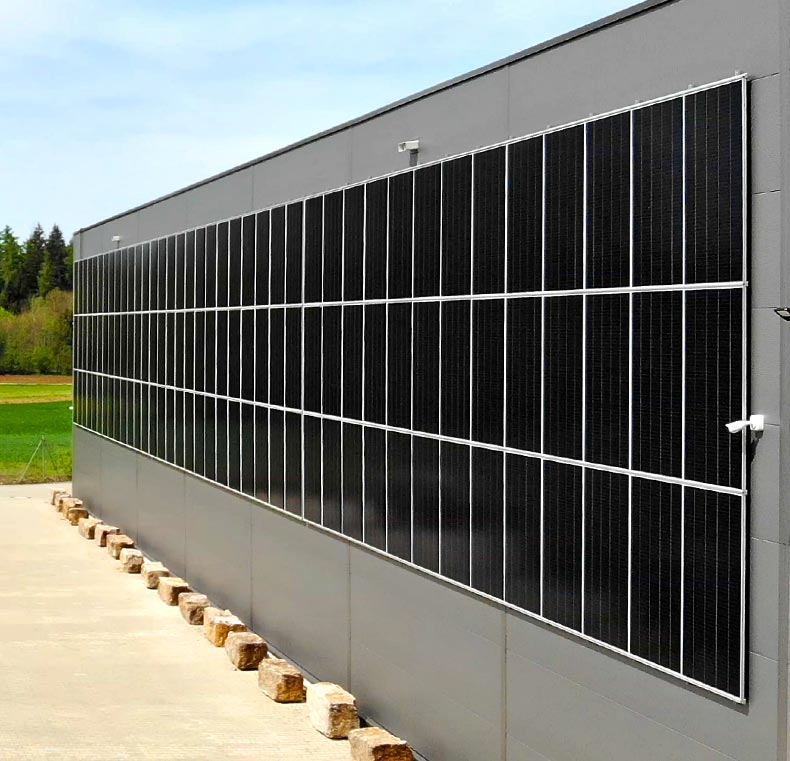 1500 Solarpanels erzeugen 470 kWp Solarstrom