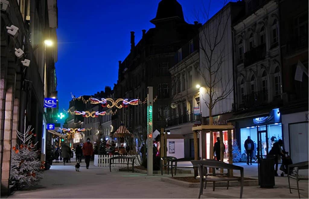 Intelligent street lighting control