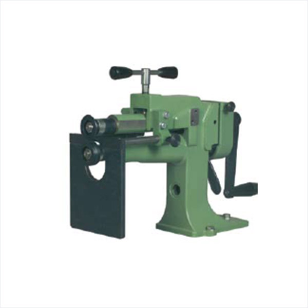 Beading and flanging machine (HM Machinery)