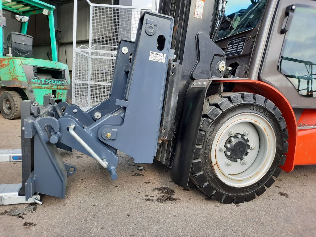 Adapter Schnellwechselrahmen FEM 2/3 auf Euro Kippvorrichtung (2.300 kg)