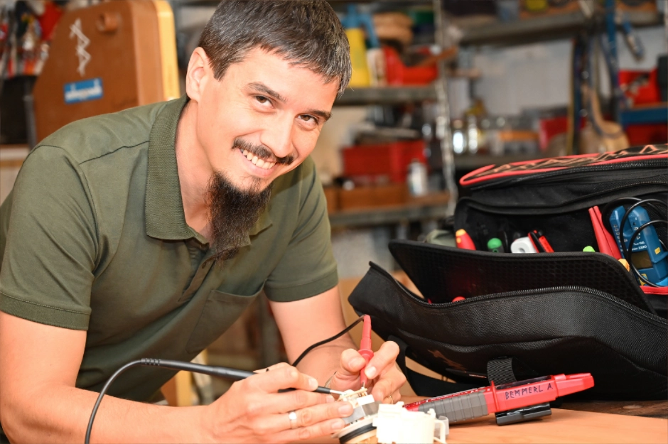 Electronic system components