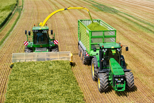 Ganzpflanzensilage im Einsatz