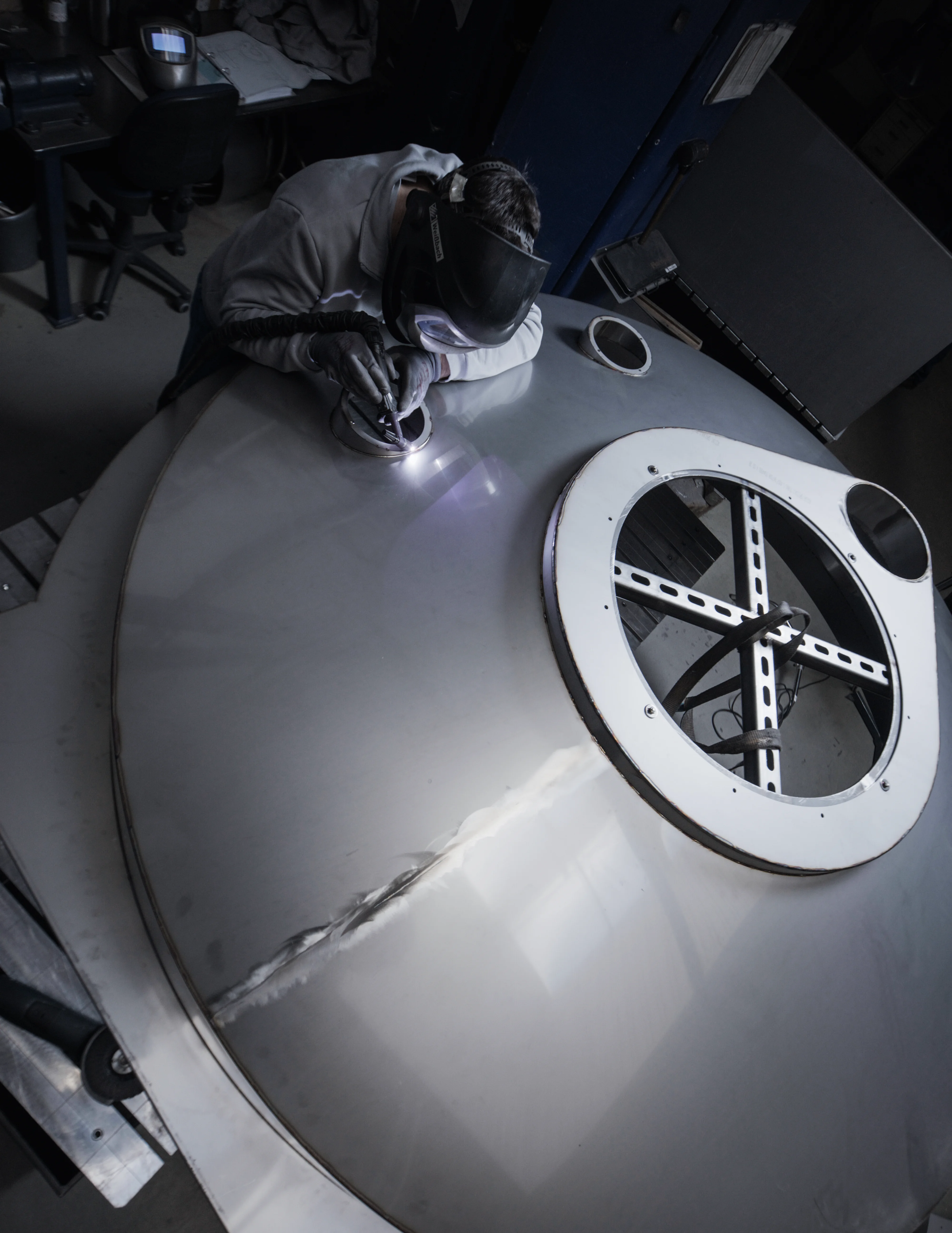 Door panel of a process chamber