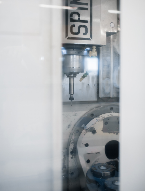Blick in die CNC-Maschine