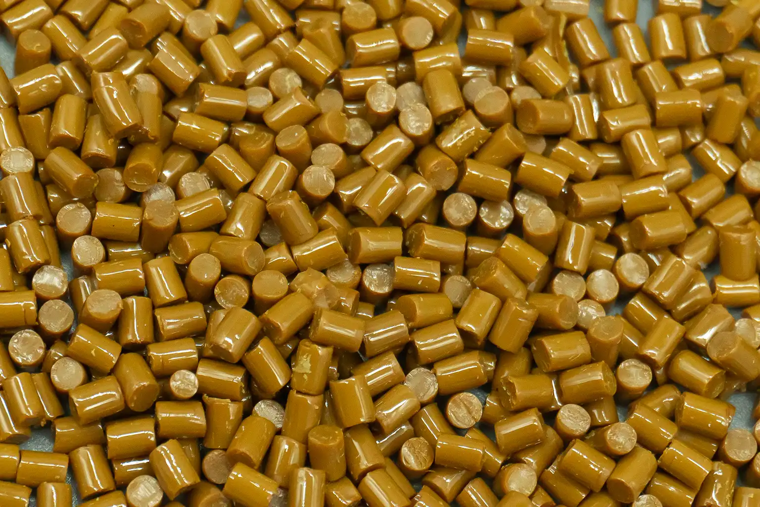 PL450C AURUM thermoplastic polyimide granules