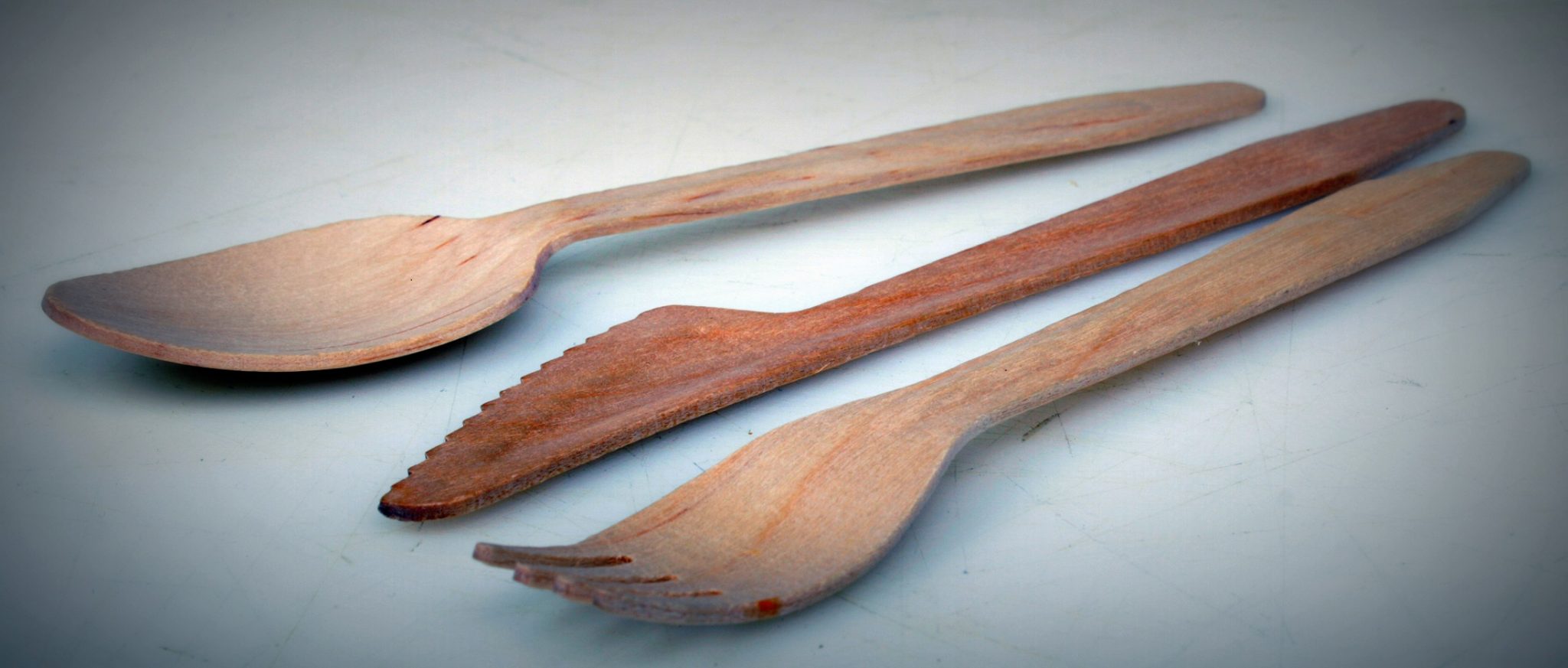 Holzbesteck mit Biowachsbeschichtung