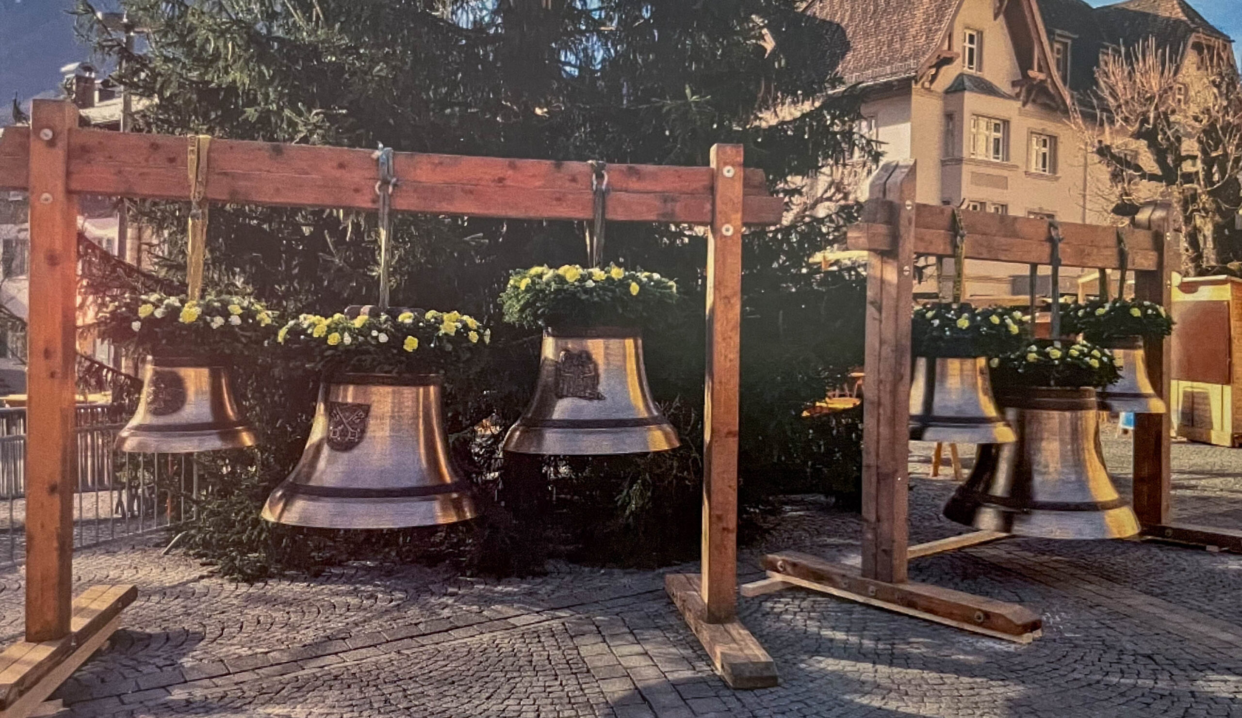 Bronzeglocken für das Münster zum hl. Jodok