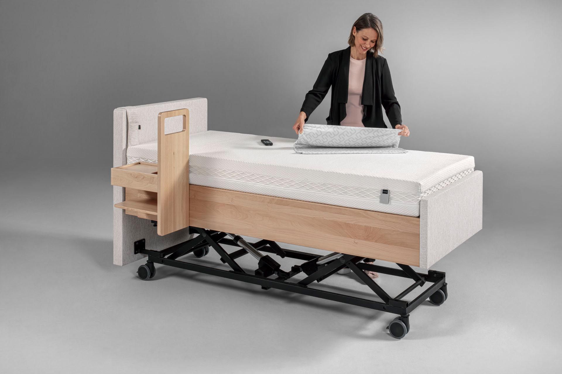 Double bed with separate halves, MY CARE BED