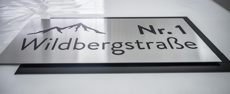 Façade sign made of Alu-Dibond