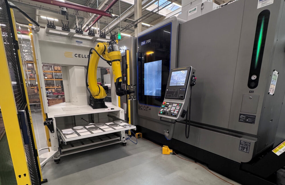 Automatisiertes Dreh-Fräszentrum mit Roboterhandling