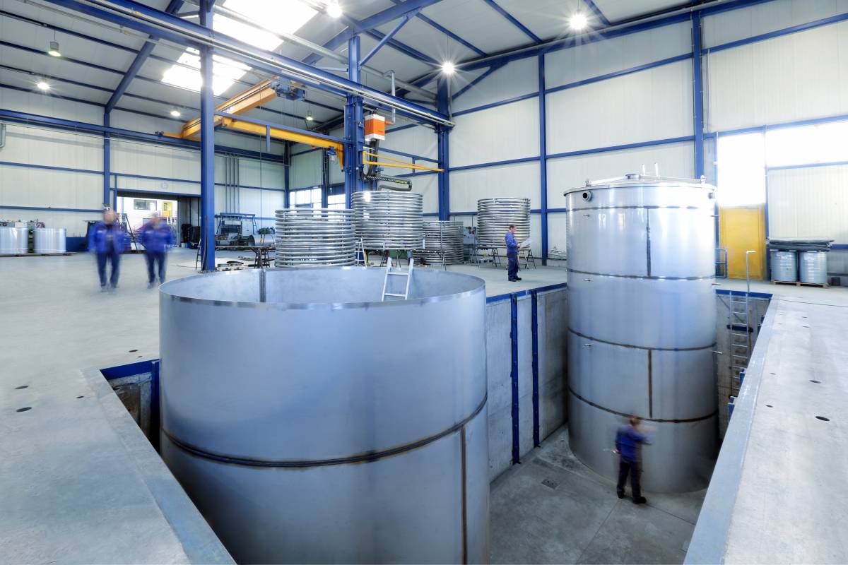 Components for biogas plants