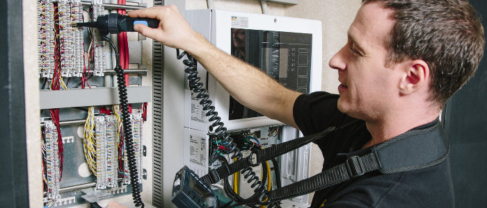 Prüfung Elektroniker FR Energie- und Gebäudetechnik