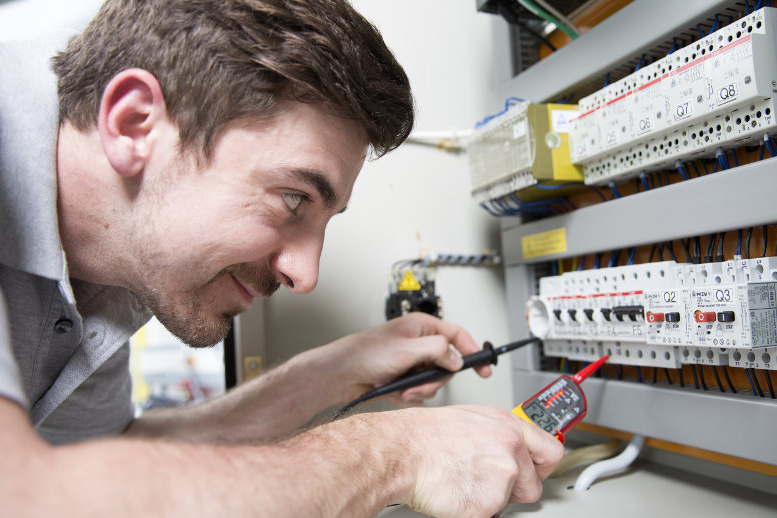 Prüfung Elektroniker FR Telekommunikationstechnik