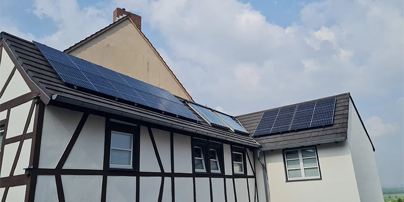 Eigenheim-Solaranlage Schrägdach mit E3/DC, Brühl 2023