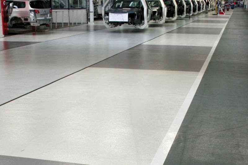 Low-emission floor coating, Volkswagen AG – 28,000 m²