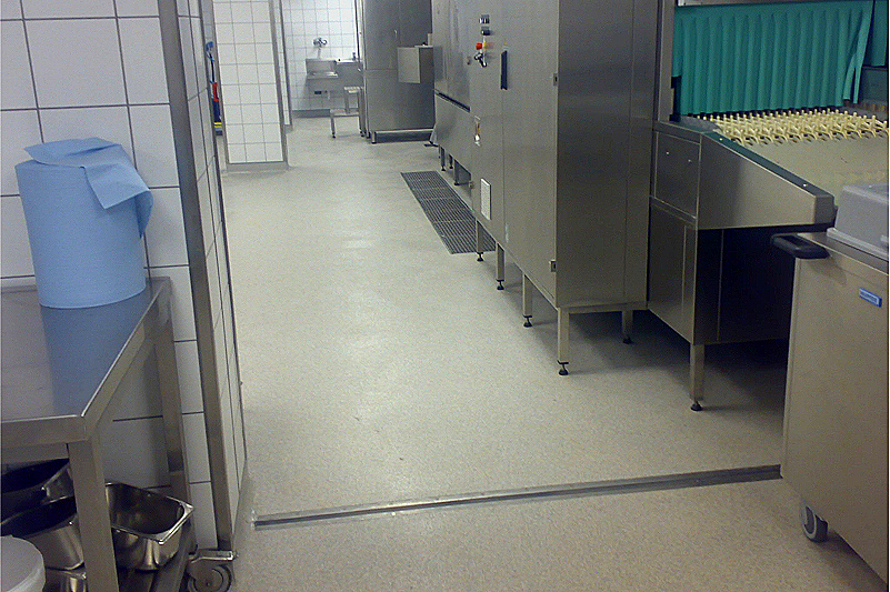 Canteen/kitchen floor, University of Passau – 900 m²