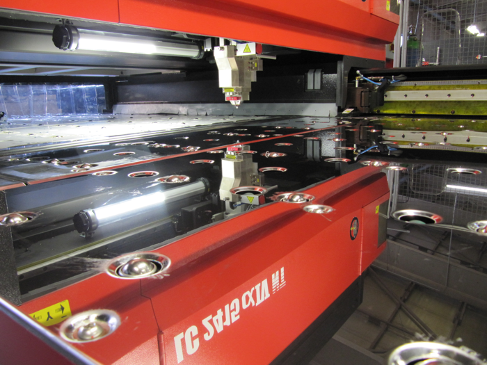 Laser cutting
