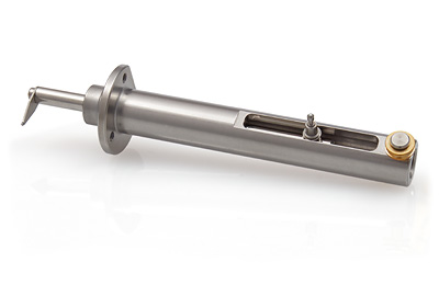 Cylindrically ground precision part
