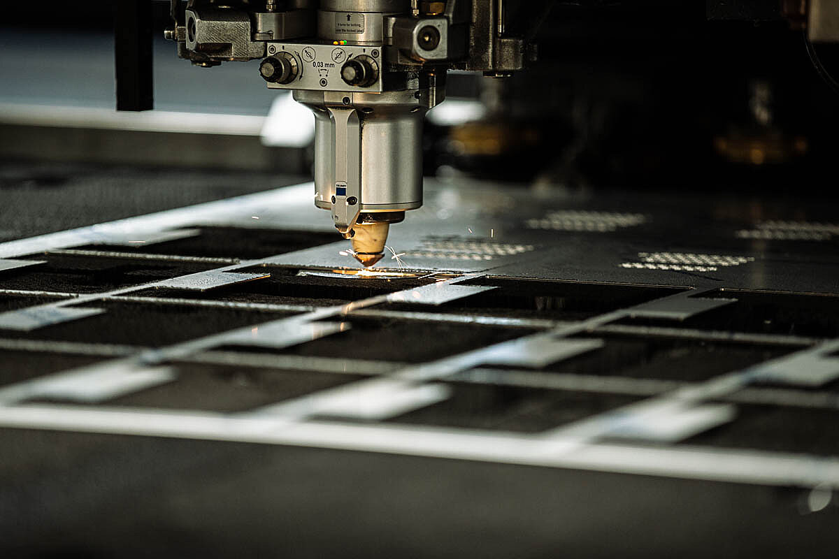 Feinblechtechnik – Laserschneiden und Umformen