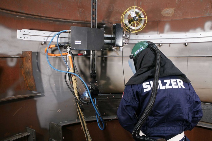 Automatisierte Schweißüberzugsanlage (Weld Overlay)