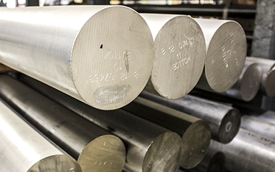 Titanium round bars and rectangular bars