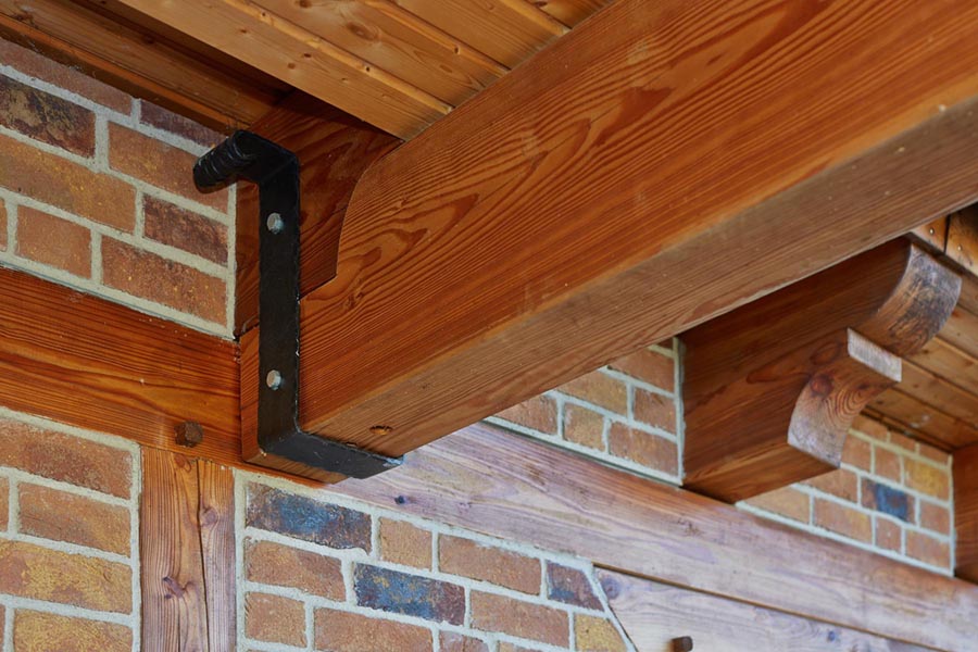 Sonderobjekte aus Holz und Zink