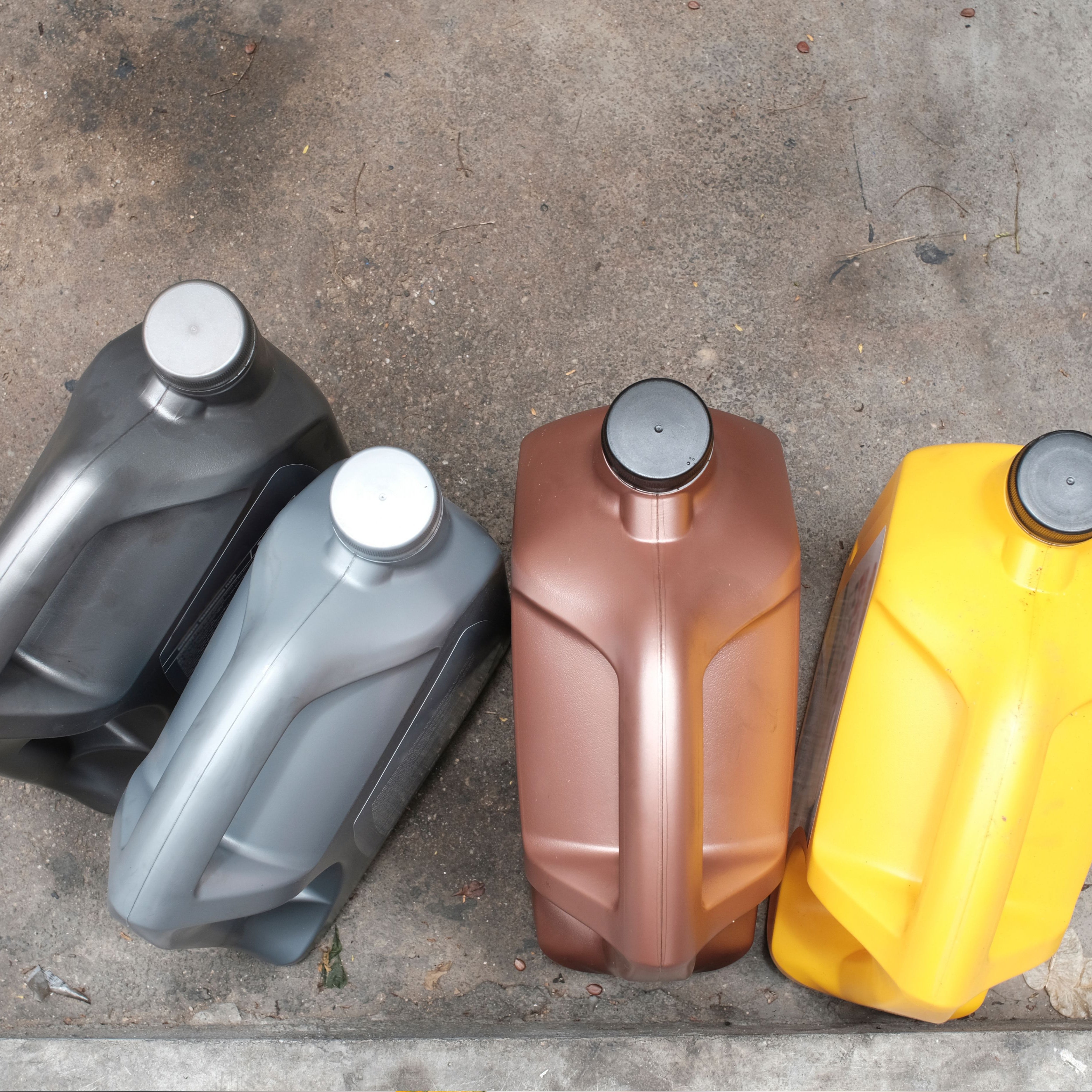 Canister filling of lubricants