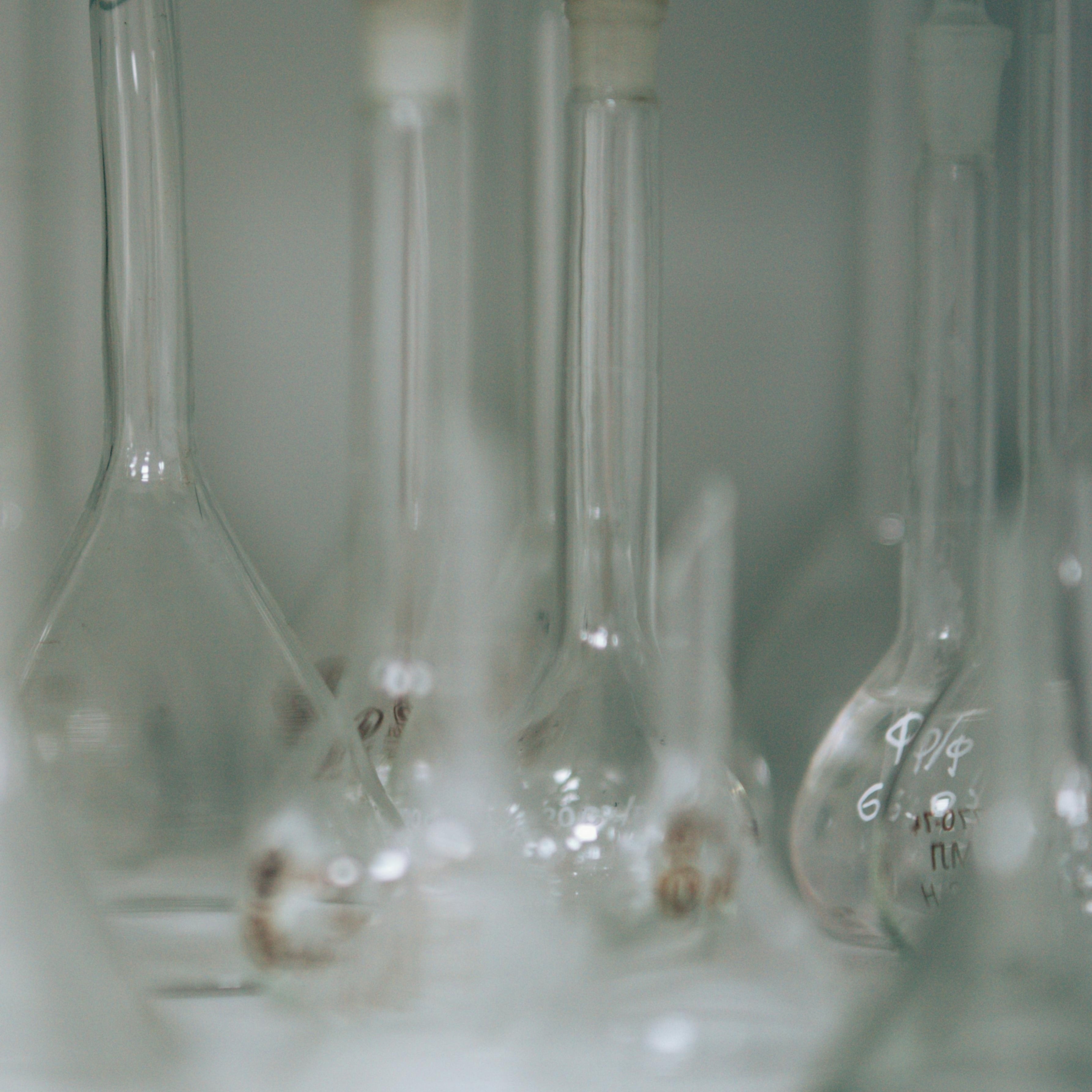 Pharmaceutical filling into bottles