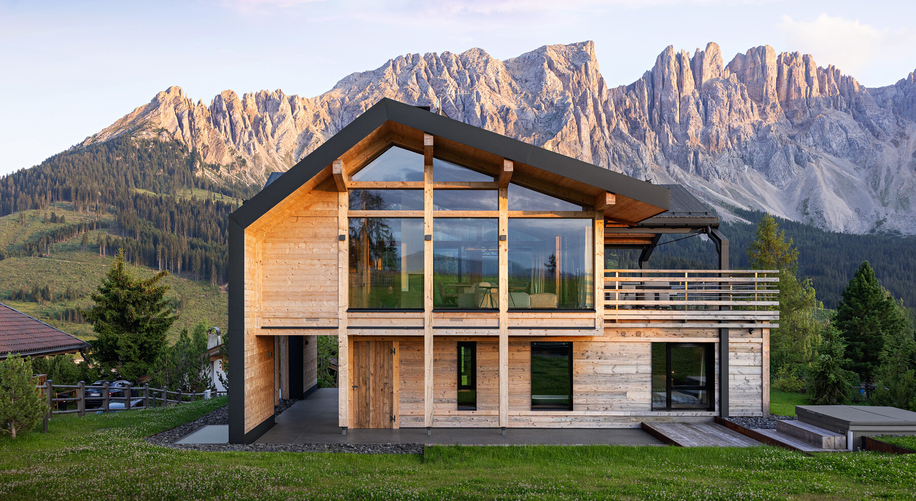 Verbaute RETROTIMBER-Oberflächen, Chalet S am Karersee